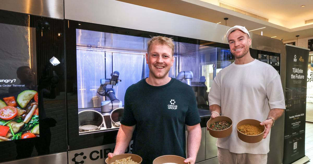 New Robot That Cooks a Meal in Under Four Minutes Arrives in Abu Dhabi