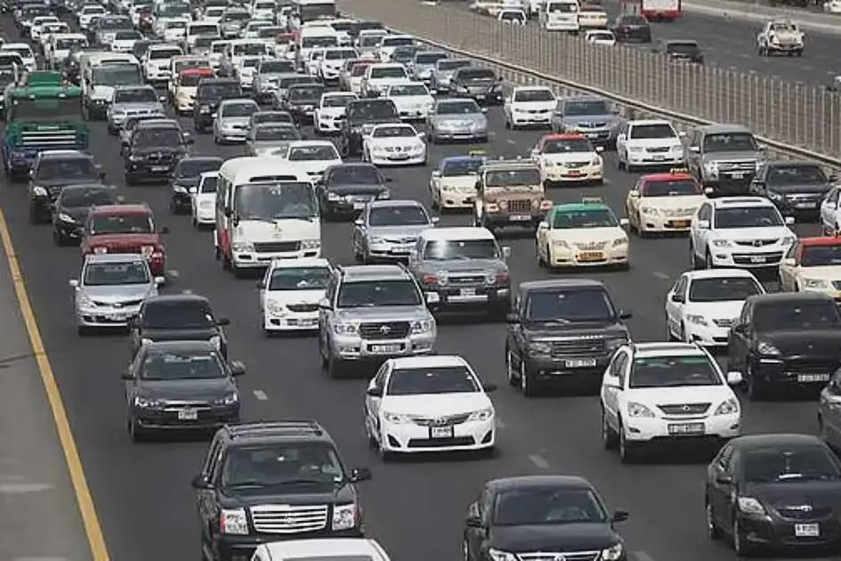 بستن سه خط اتوبان E611 و تونل فرودگاه آل‌مکتوم برای آزمایش تاکسی‌های خودران